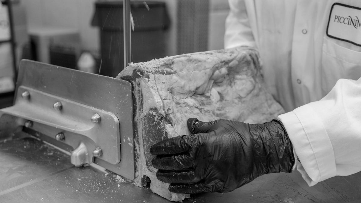Top Features to Look For When Choosing a Butcher Shop in New York City